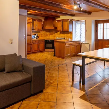 Tikilou 6 Pers Proche Montagne * La Tour-dʼAuvergne