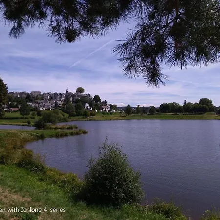 Holiday home Tikilou 6 Pers Proche Montagne La Tour-d'Auvergne